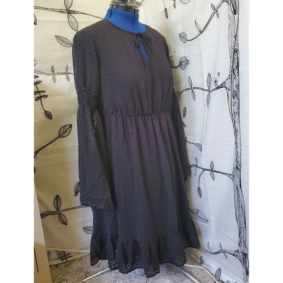 Torrid - Black Textured Skater Dress - Picture 2 of 7